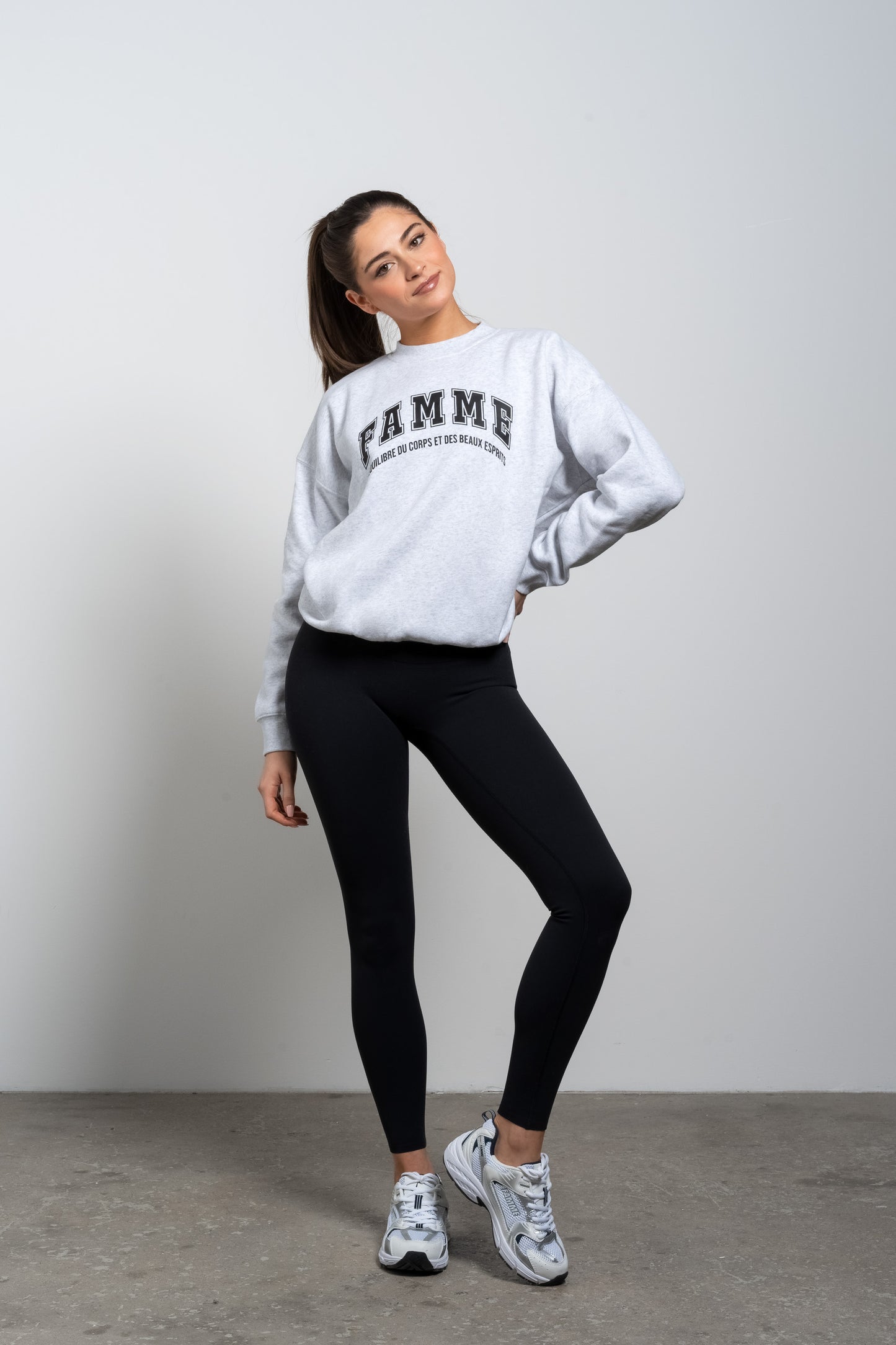 Grey Équilibre Sweatshirt - for dame - Famme - Sweatshirt