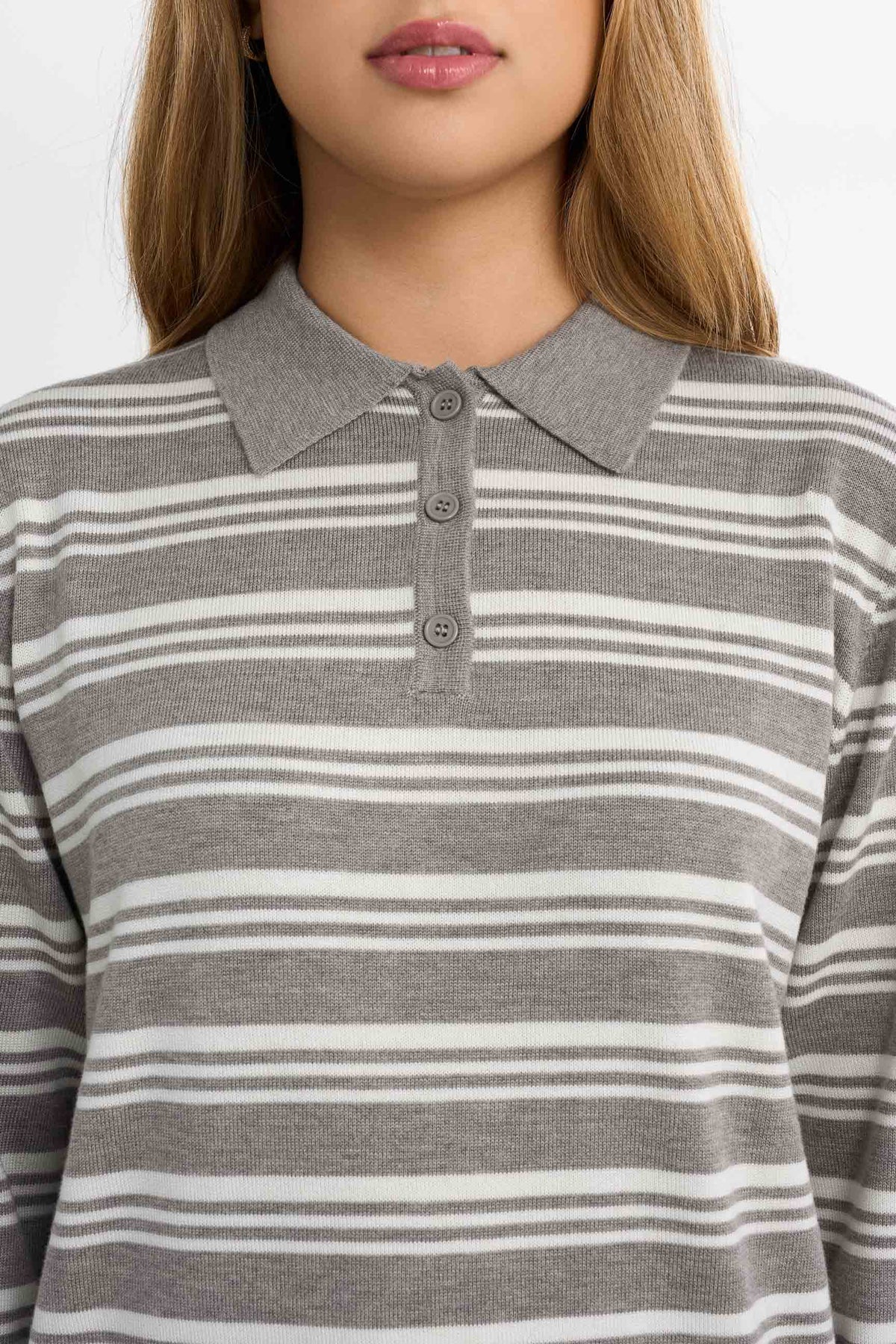 Stickad pikétröja
